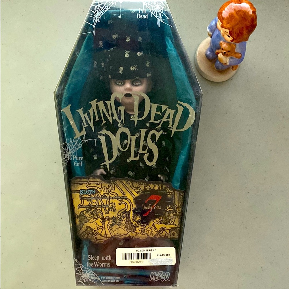 Living Dead Dolls Bedtime Sadie Sloth Series 7, RARE